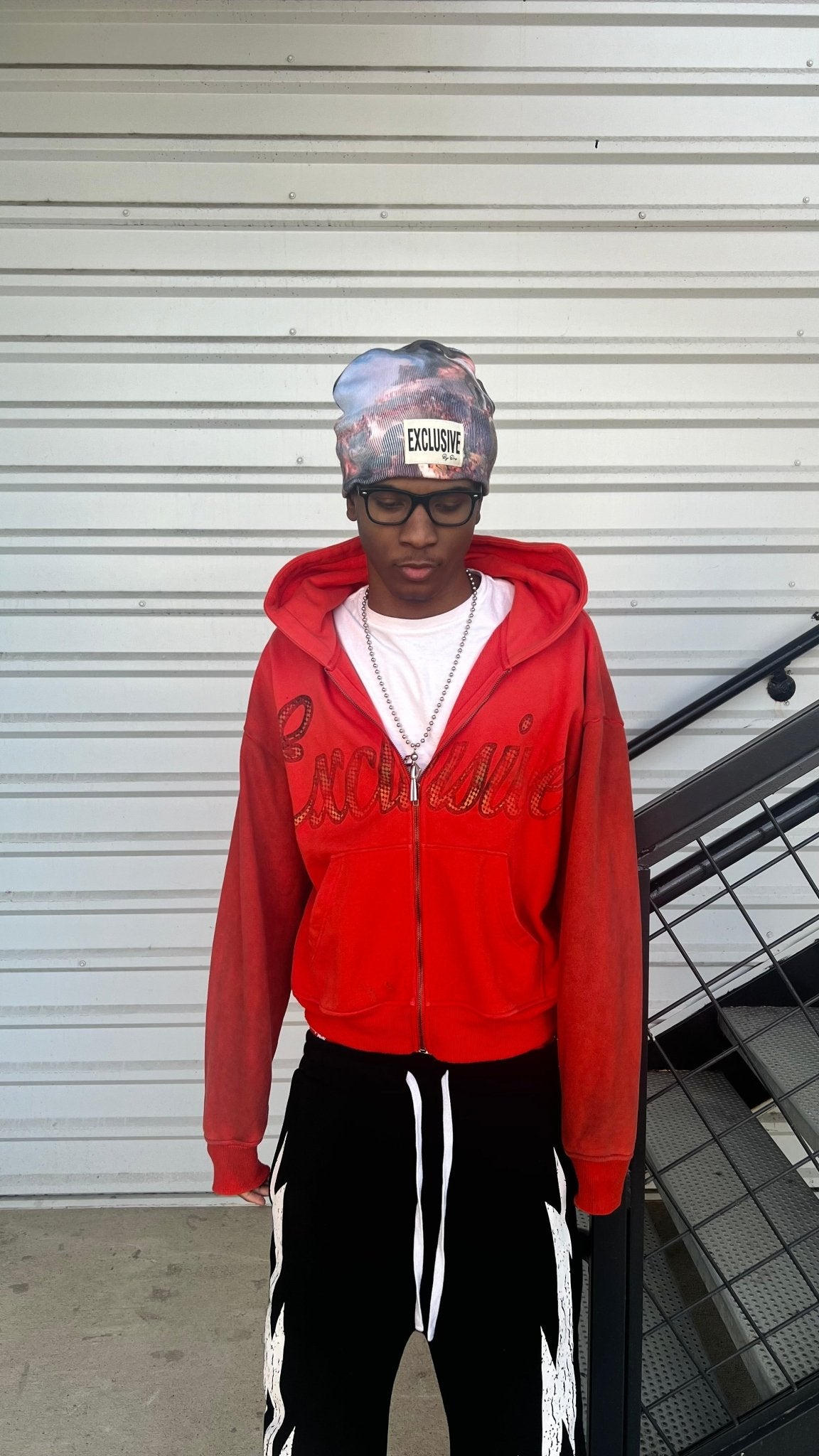 “Halftone” Hoodie (Crimson) - Dres Exclusives